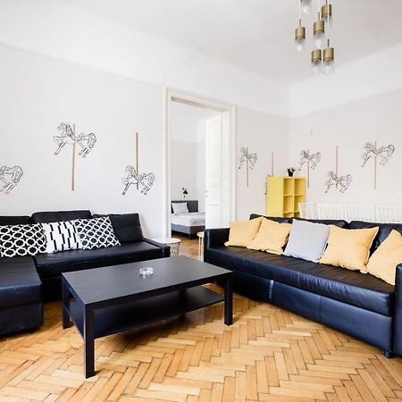 Downtown Circus Apartment Budapest Eksteriør billede