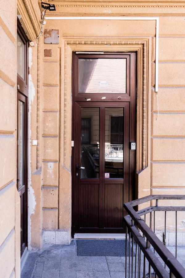Downtown Circus Apartment Budapest Eksteriør billede