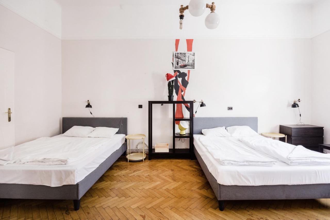 Downtown Circus Apartment Budapest Eksteriør billede