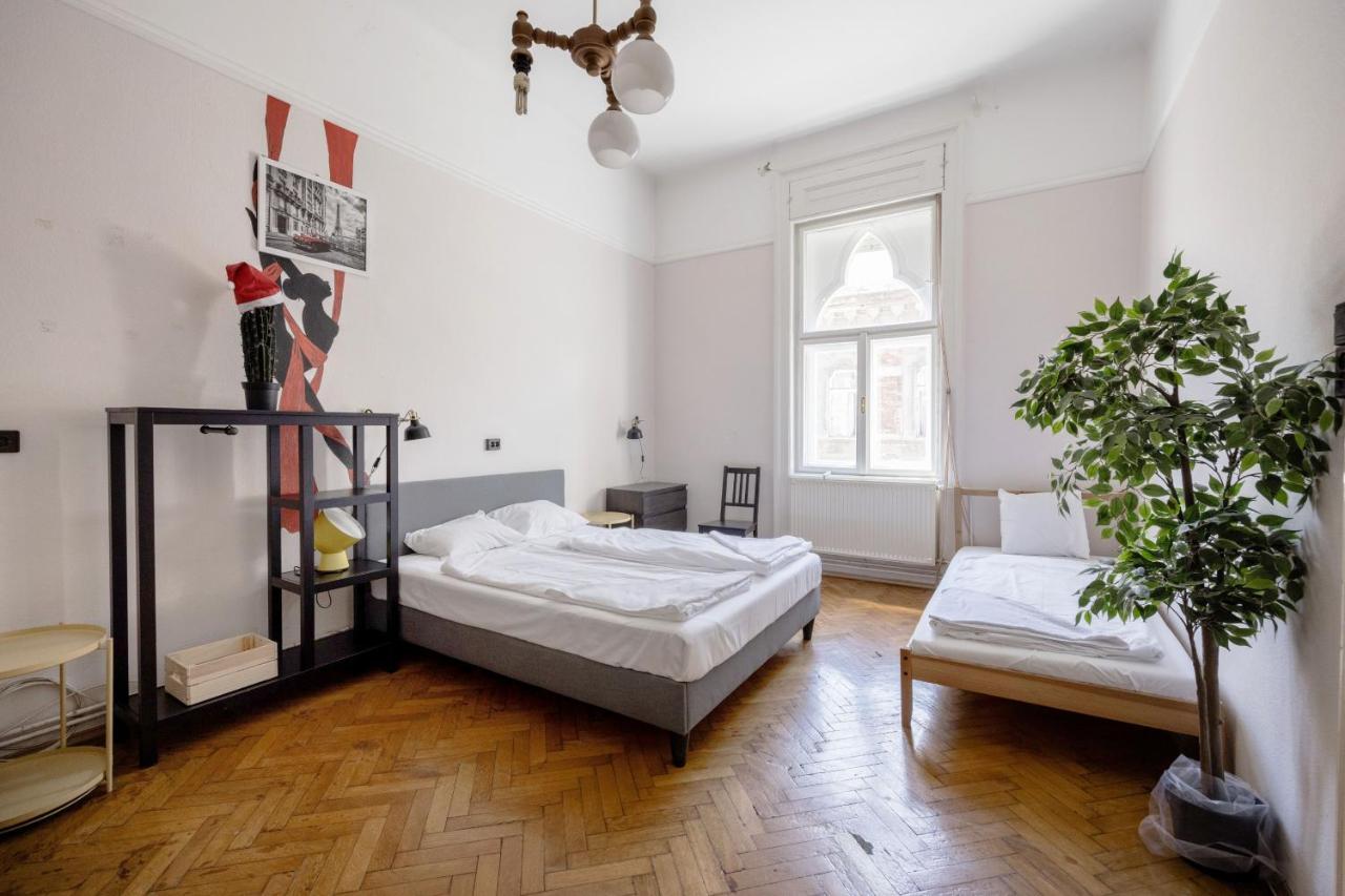 Downtown Circus Apartment Budapest Eksteriør billede